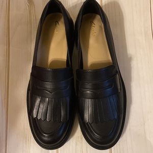 New Clark’s Black Hi Shine Leather Loafer 8M